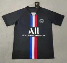 1920 Paris Three Guests