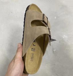 Two button mud color/cow suede