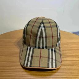 Burberry 12