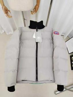 06-米白（羽绒服）