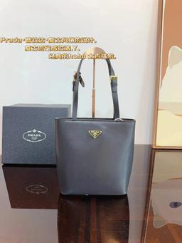 050404028-3（Size：21*8*24cm）