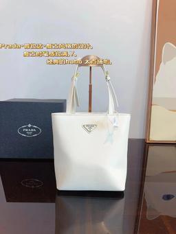 050404028-4（Size：21*8*24cm）