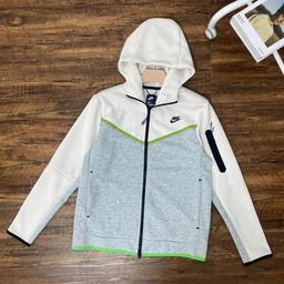 4490 白拼灰上衣