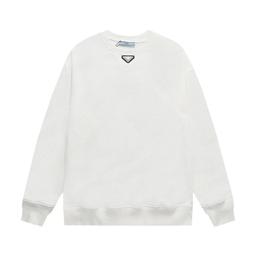 白色 （贴领金属三角标）