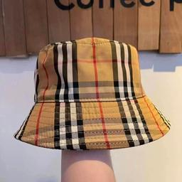 Burberry 16