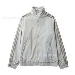 kb2466灰色（冲锋衣经典款外套）