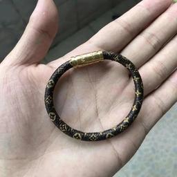 金扣老花 - 17cm带原包装