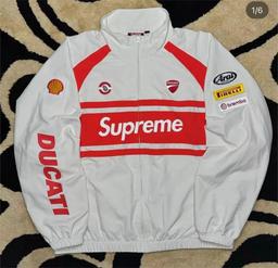 白色（杜卡迪校服）