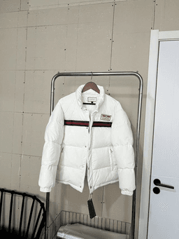 G羽绒服经典款 白