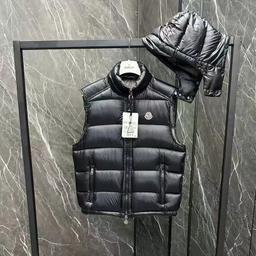 Moncler38