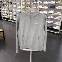 刺绣灰色连帽衫