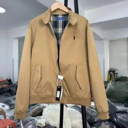 经典拉夫卡其色