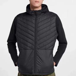 聚热运动连帽衫-黑色